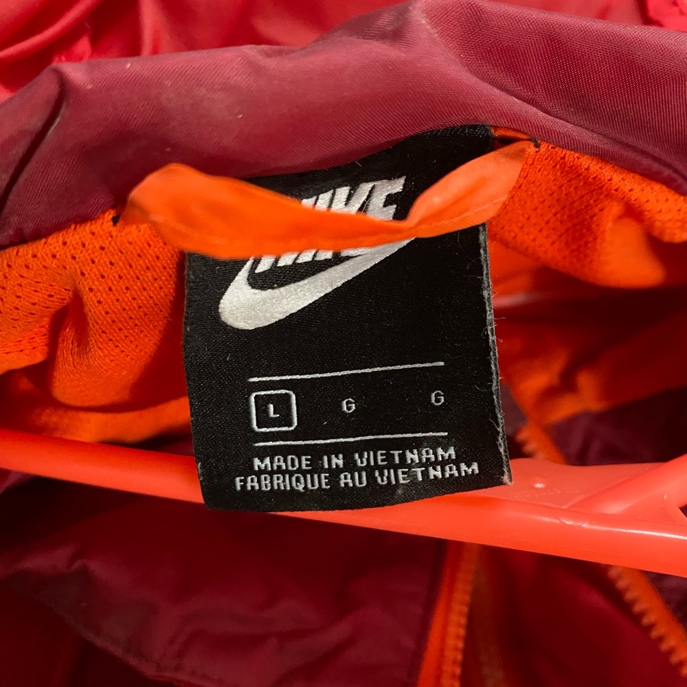 Nike jacket - Picture 4 of 4